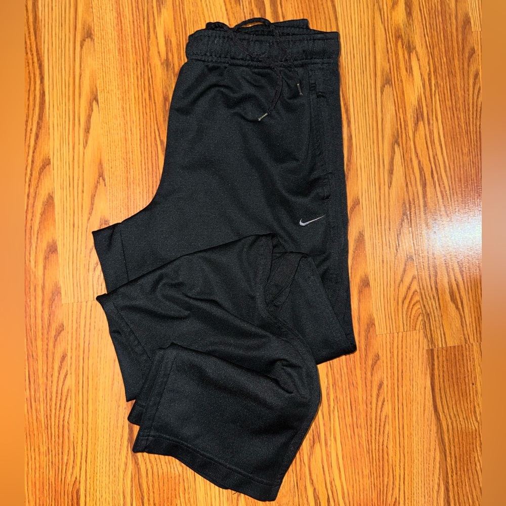 NIKE • sweatpant joggers - size MEDIUM